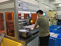 集流管隔板槽割槽設備